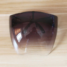 Load image into Gallery viewer, Men and women protective anti-spray sunglasses